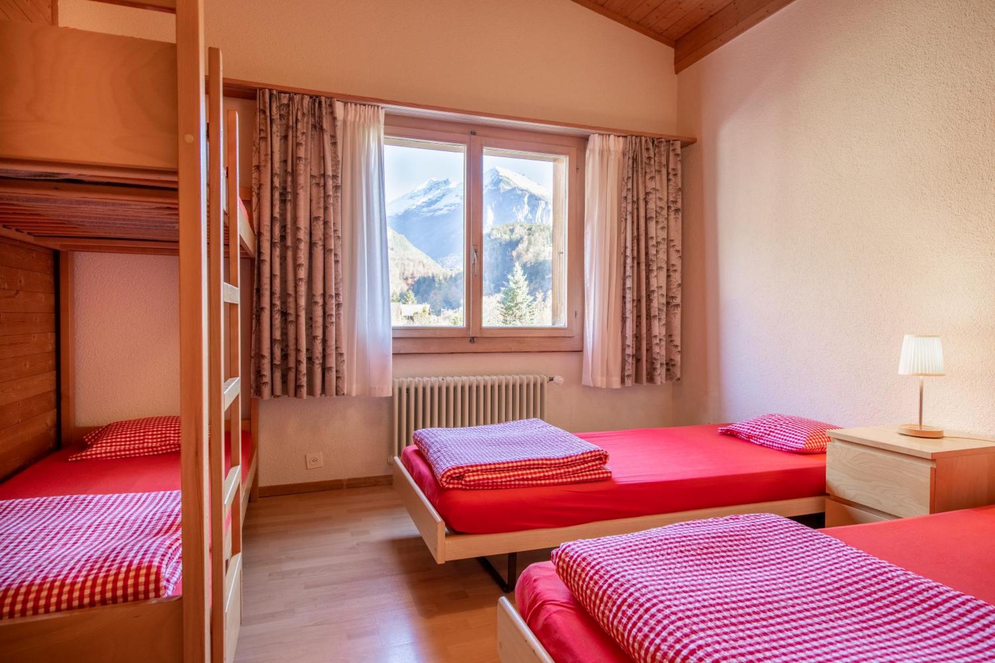 Simons Herberge Meiringen Exterior foto