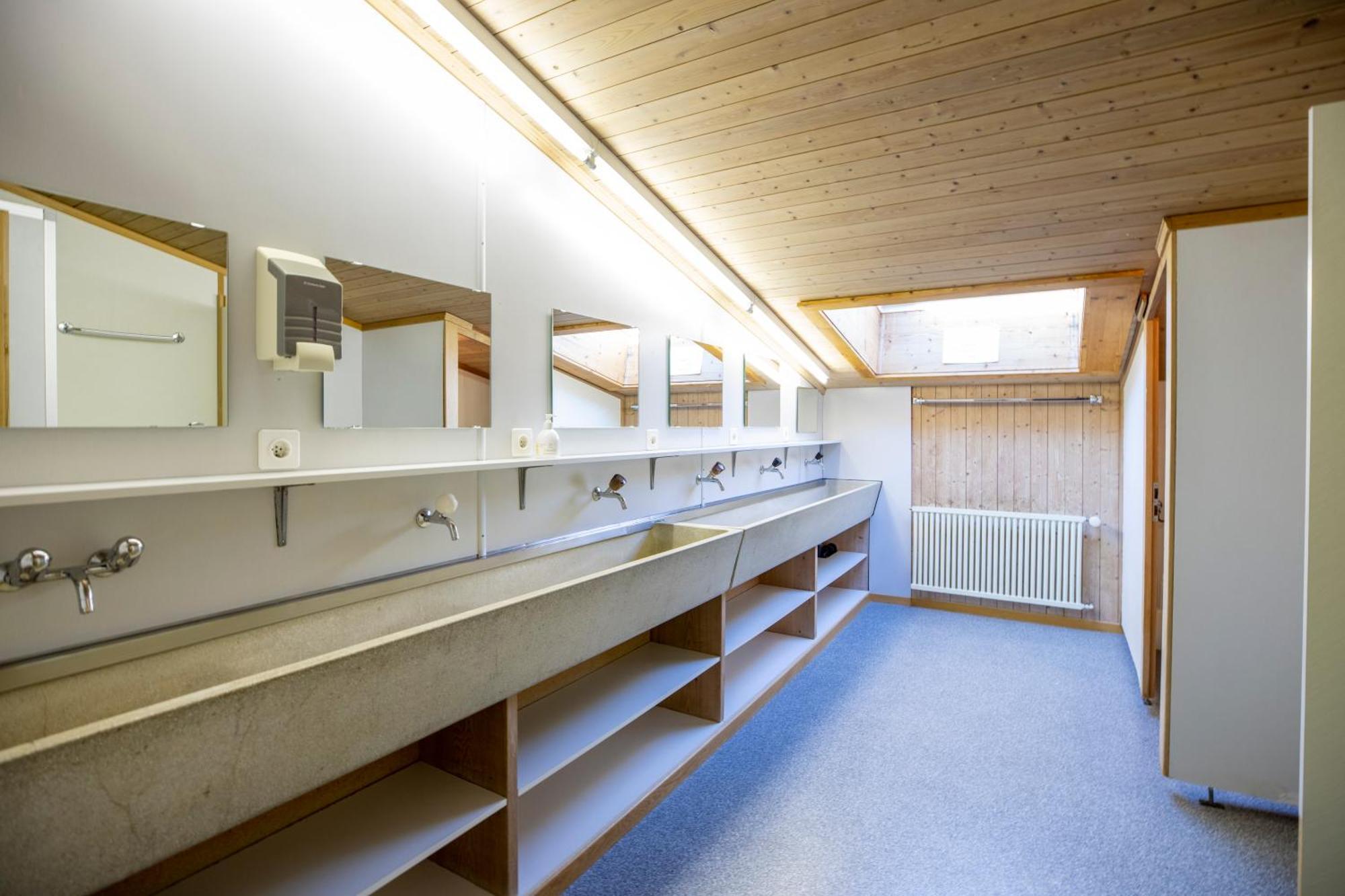 Simons Herberge Meiringen Exterior foto