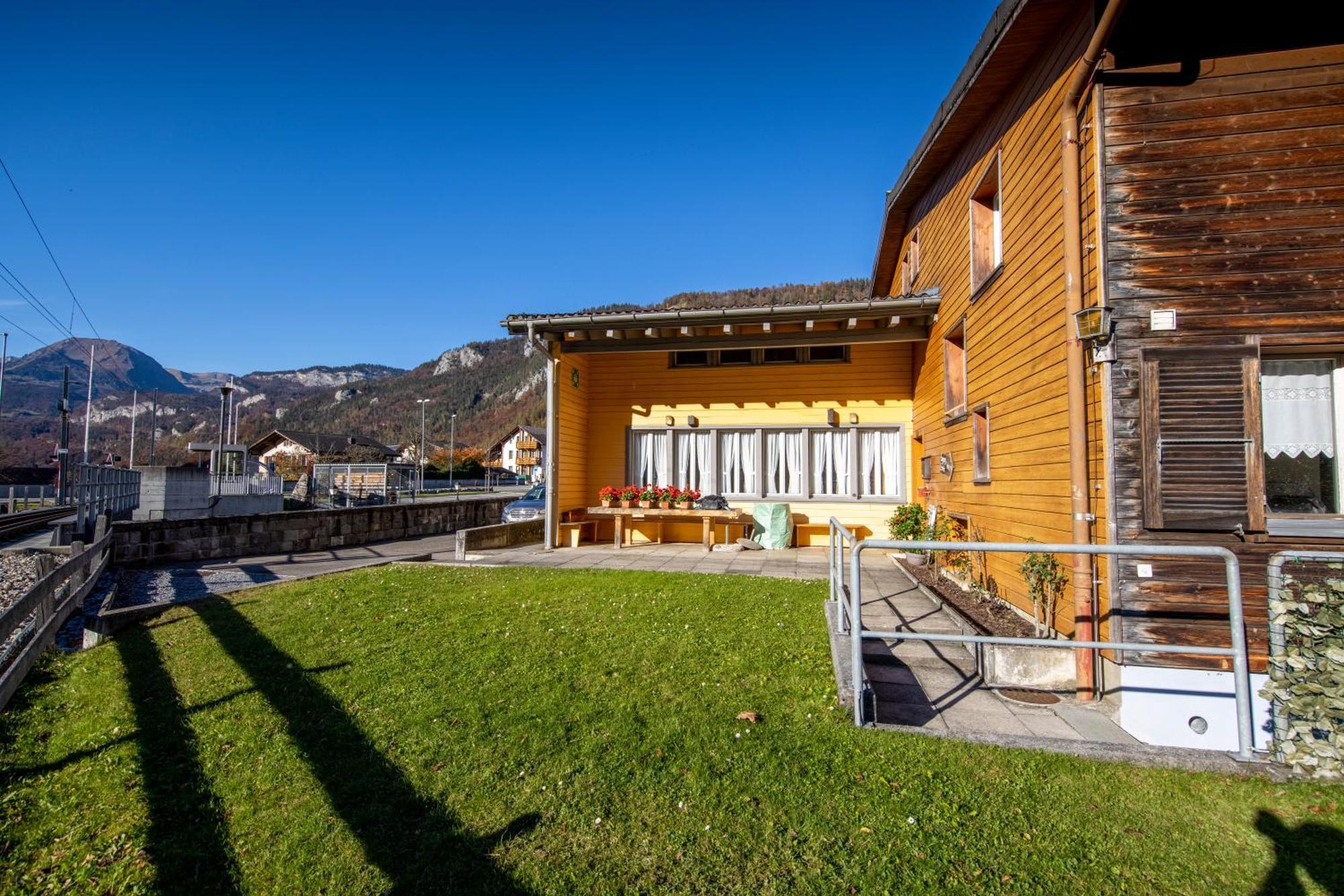 Simons Herberge Meiringen Exterior foto